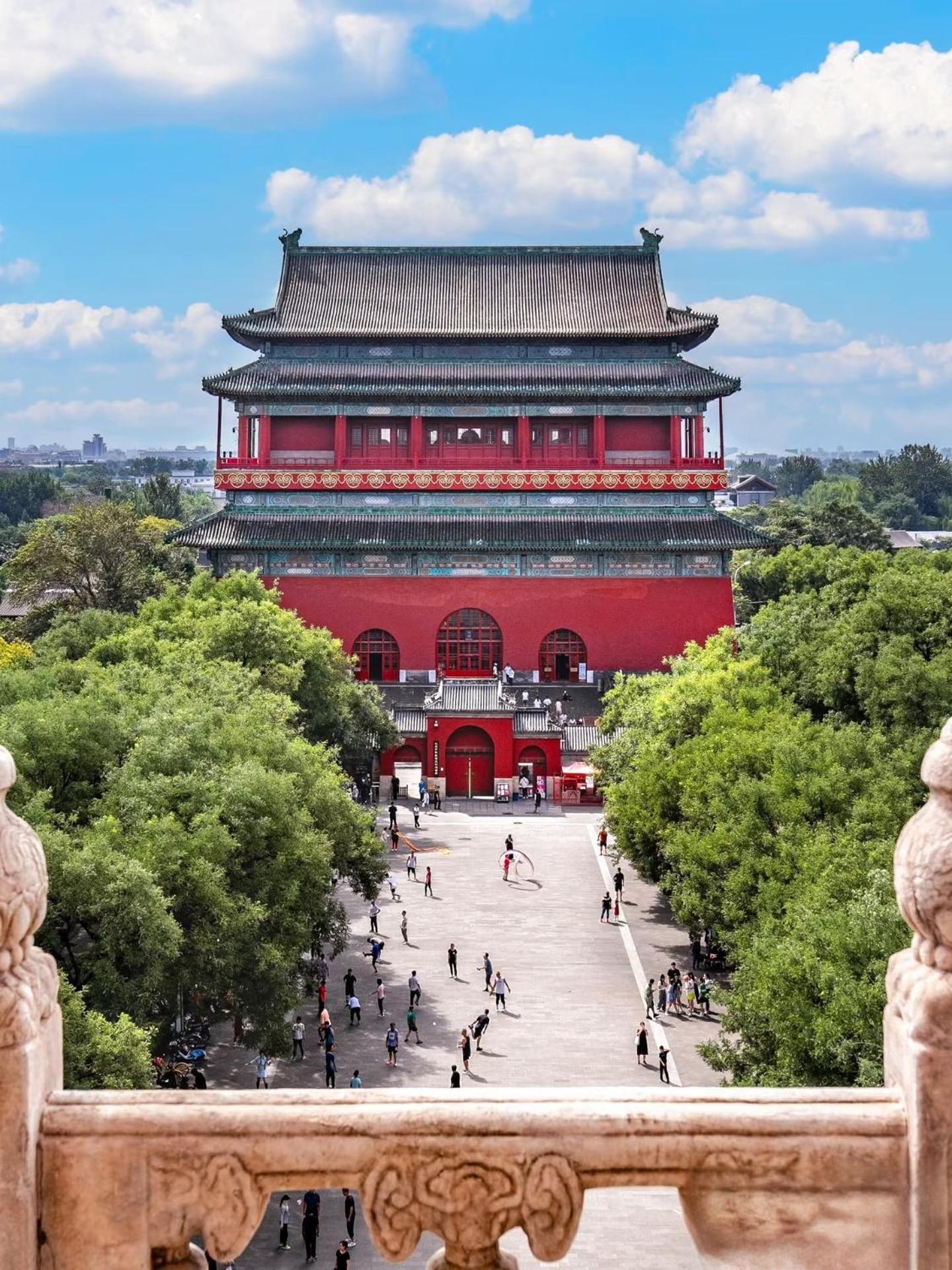 Hotel The East Hotel-very Close To The Drum Tower,the Temple,houhai Bar Street,and The Forbidden City,there Are Many Old Traditional Hutongs Around The ,experience The Culture Of Old Hutongs,near Exit A Of Shichahai On Metro Line Beijing